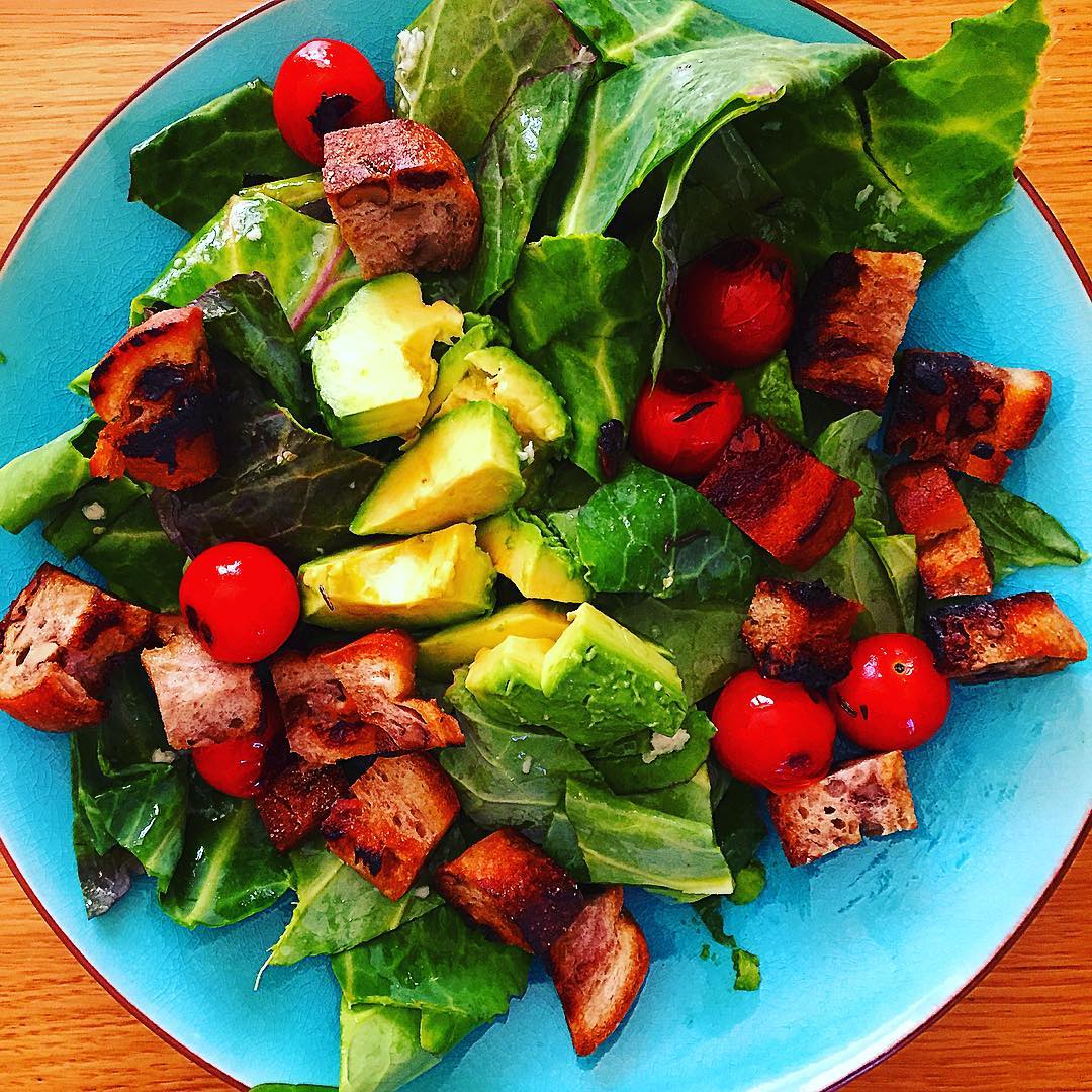 A quick and easy healthy salad - SR Nutrition