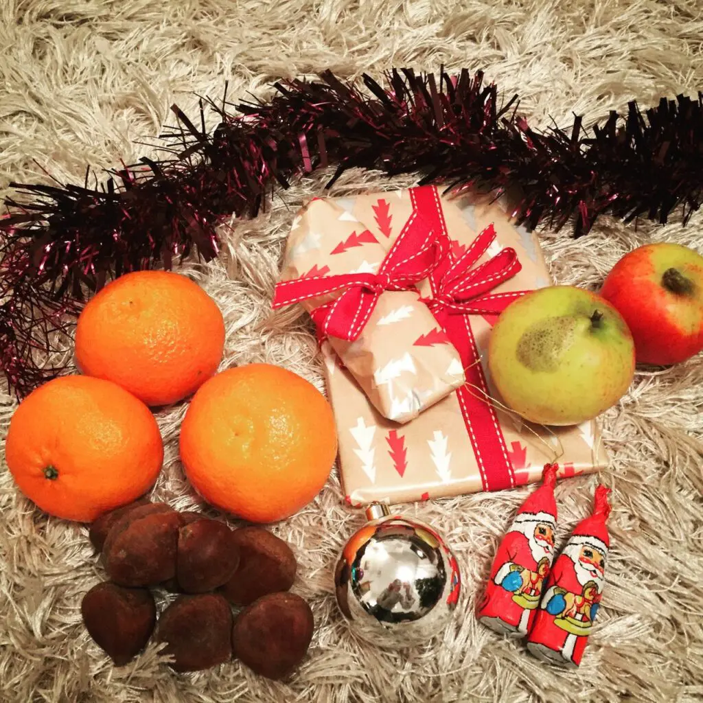 Feeding Kids at Christmas