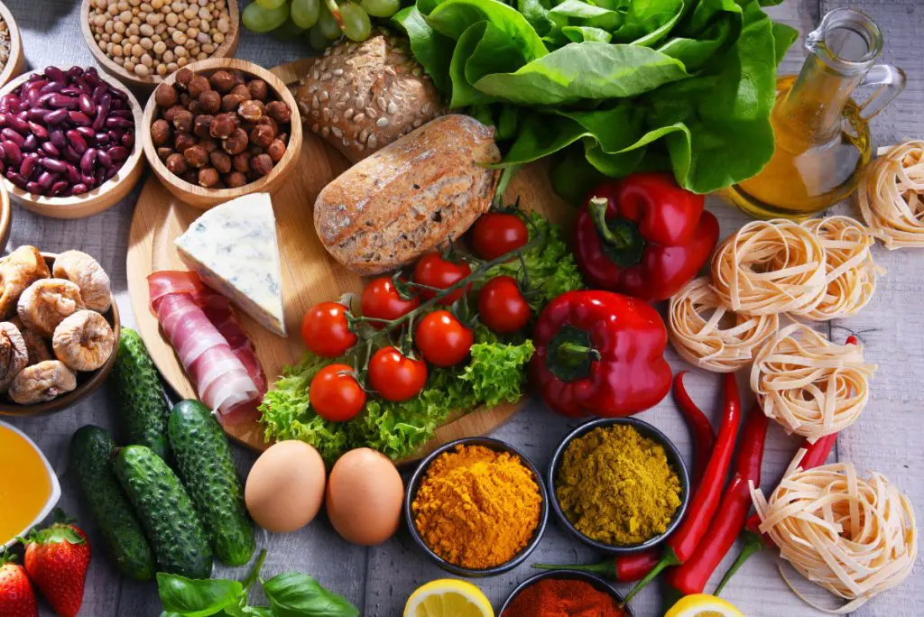 The Importance of offering a variety of foods at a young age