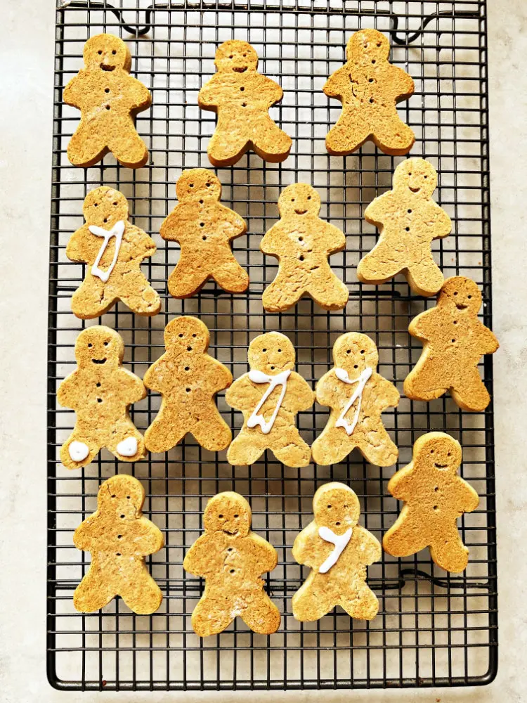 Feeding Kids at Christmas: My Survival Guide!