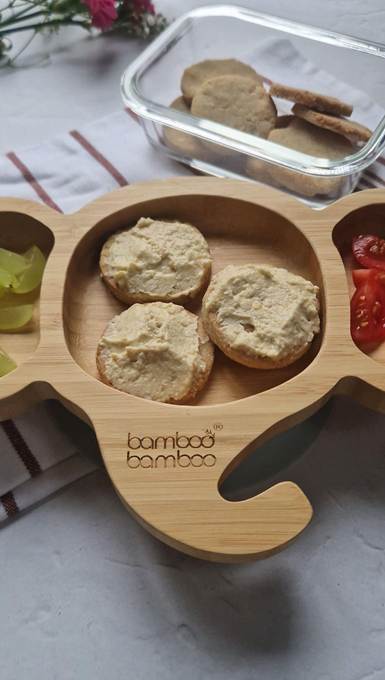 Easy Toddler Friendly Almond Cheese Crackers